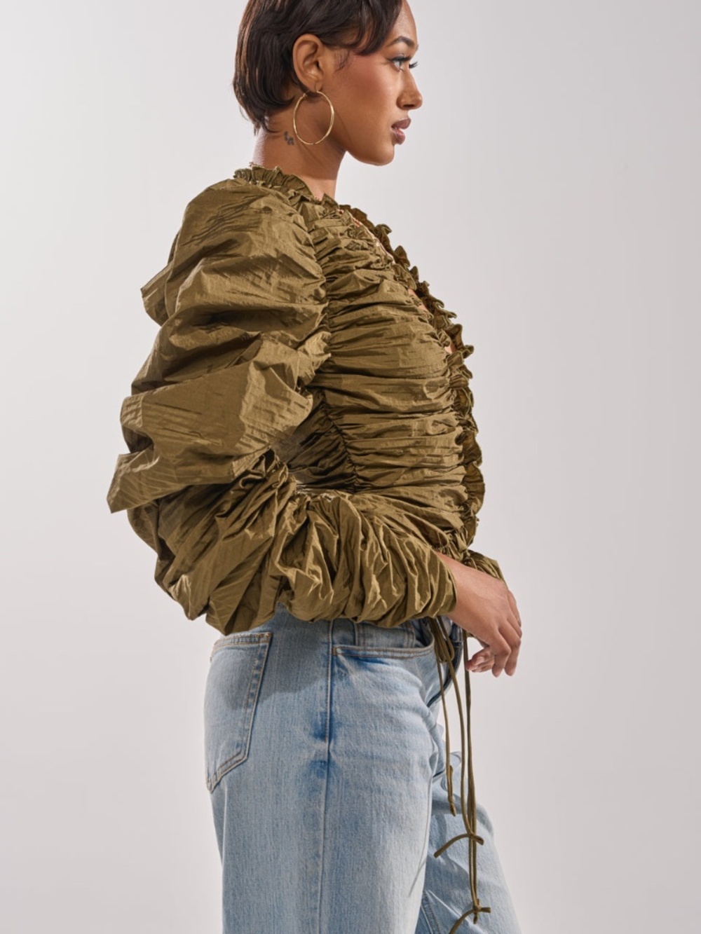 AKIRA IN IT TO WIN IT RUCHED BLOUSE - Picture 2 of 5